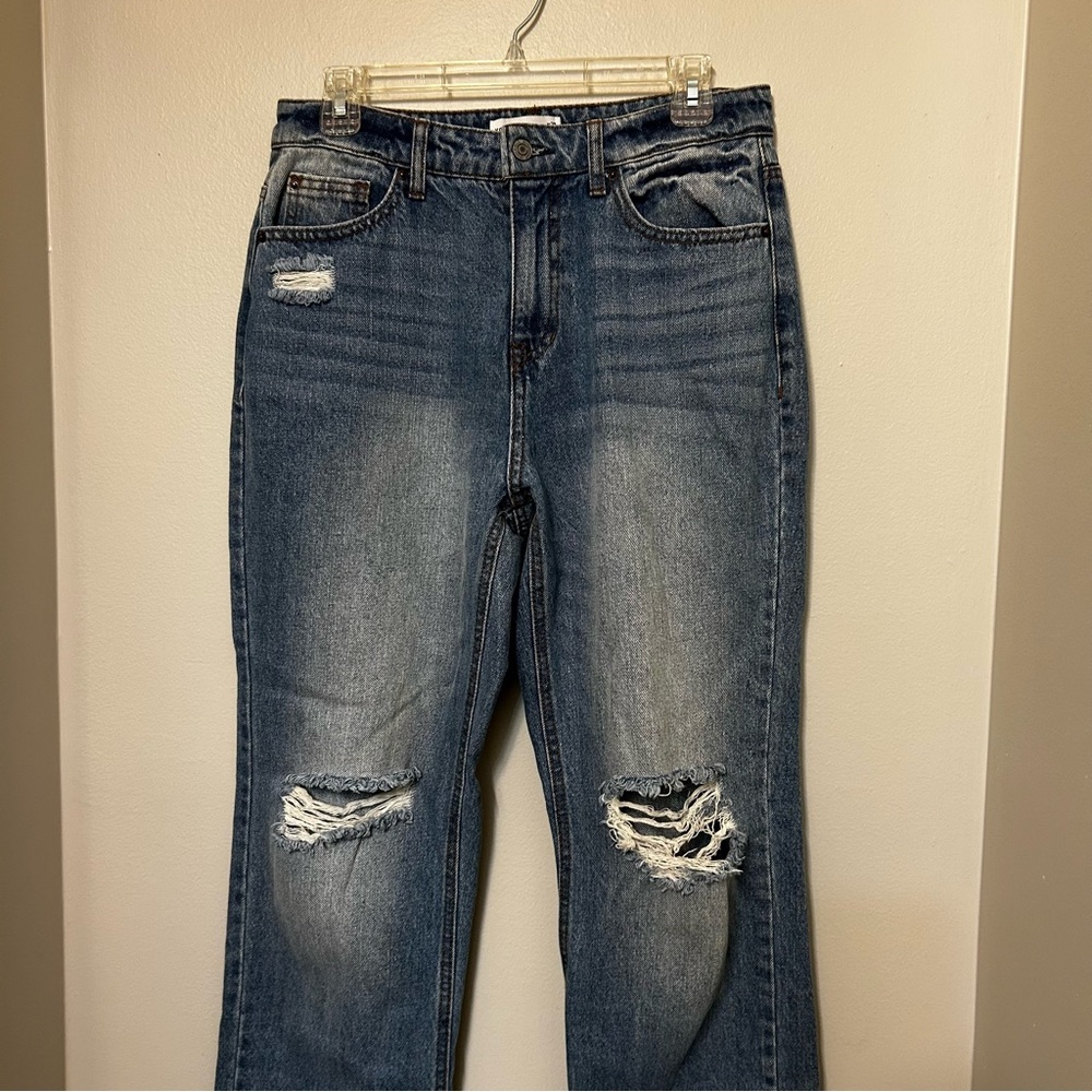Vanilla Star Women's Juniors'‎ Size 29/9 Blue Straight Leg Jeans Distressed - Picture 3 of 8